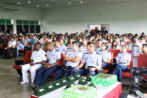 Homenagem ocorreu durante comemoração dos 77 anos do Instituto