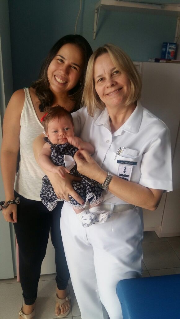 Major Marise recebe esposa e filha do SO Marques no HCA