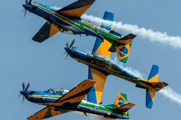 Esquadrilha celebra os 77 anos do aeroclube de Itápolis (SP) - Força Aérea  Brasileira