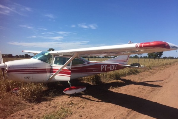 Aeronave realizou pouso em área rural do Mato Grosso