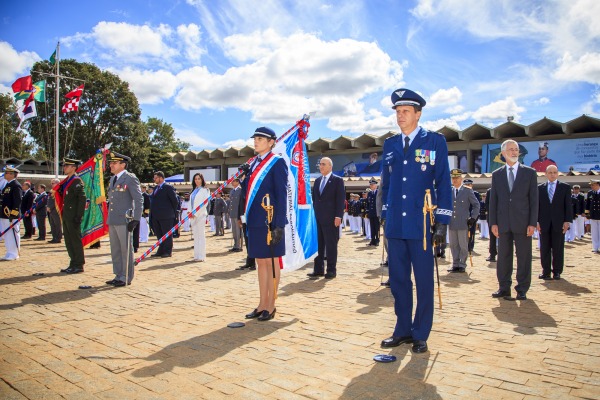 Estandarte do PAMA-SP foi condecorado