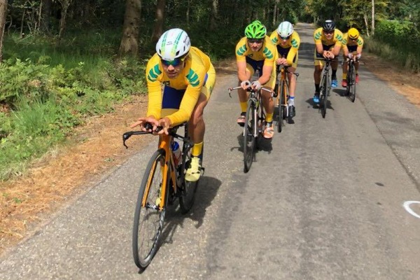 Equipe brasileira foi preparada na EEAR antes de partir para Holanda