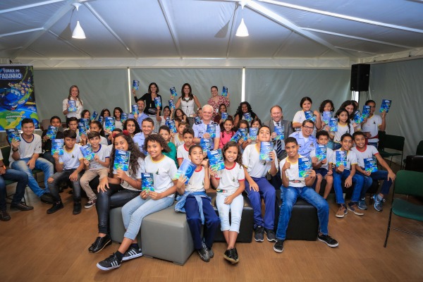 Evento no Palácio do Planalto marcou o lançamento da nova edição da revista em quadrinhos da Força Aérea