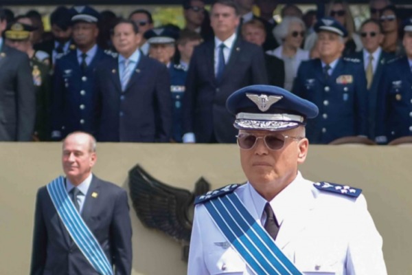 Também na nova edição, Tenente-Brigadeiro Rossato avalia seu período à frente da instituição