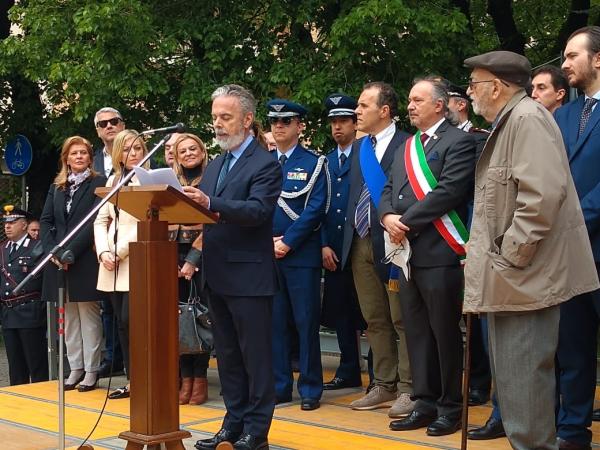 Cidade de Alessandria recebeu lápide em reconhecimento ao Tenente Aviador Dornelles, morto em 26 de abril de 1945