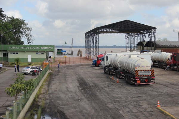 Medida facilita escoamento de cargas entre a capital paraense e a região afetada pela queda da ponte sobre o Rio Moju