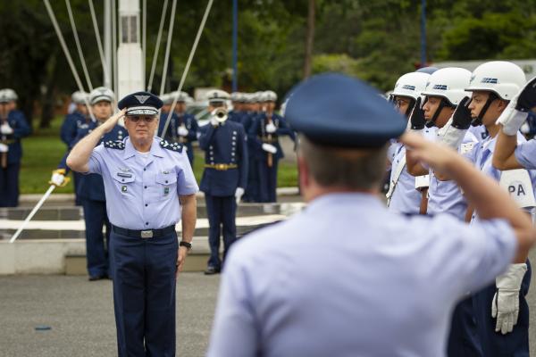 Solenidade na Ala 1 lembrou ainda os 35 anos de criação da Diretoria de Ensino da Aeronáutica