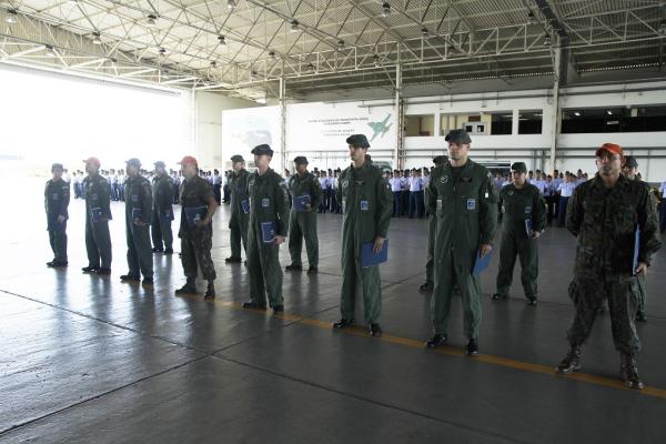 Militares da Ala 8 receberam o Sikorsky Rescue Award