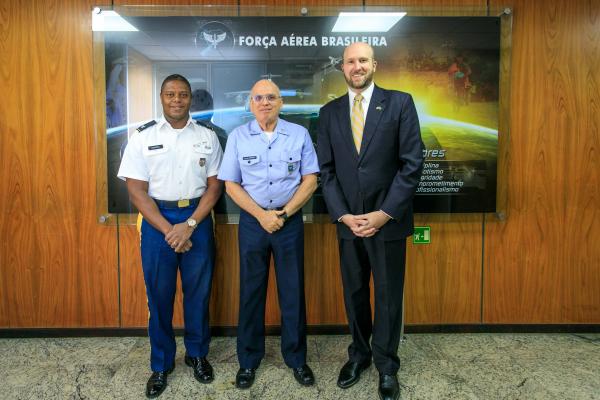 A visita ocorreu na sede do Comando da Aeronáutica em Brasília (DF) nesta quarta-feira (05)