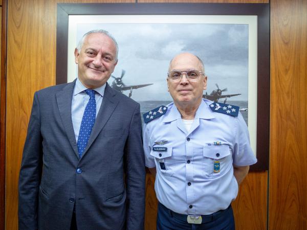 Encontro ocorreu nesta segunda-feira (10) no Comando da Aeronáutica