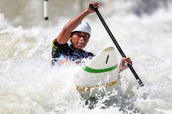 Sargento Ana Sátila  na prova C1 de canoagem slalom 