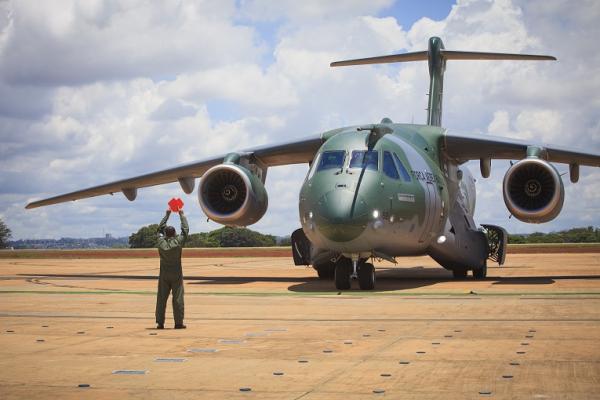 Pilotos e Graduados realizarão cursos durante todo o semestre