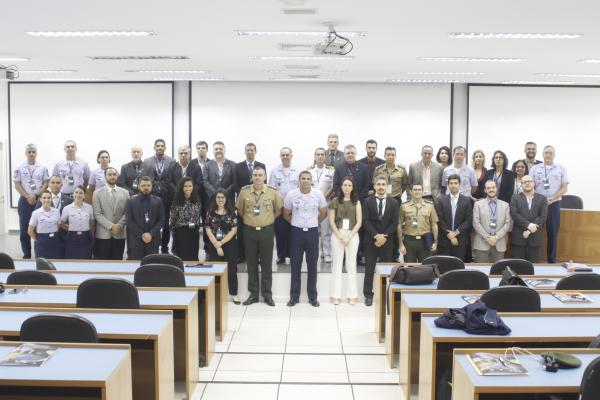 Evento contou com painel de discussão, palestras, mesa redonda e mostra competitiva com pesquisas