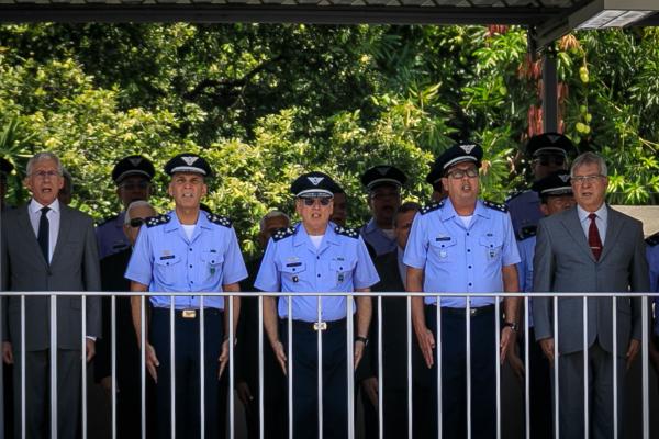 Comandante da Aeronáutica presidiu a solenidade que homenageou o Patrono da Tecnologia da Informação da Aeronáutica e ex-Diretores de Infraestrutura