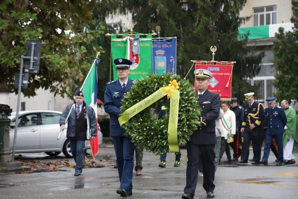 Prefeitura de Rodano realizou homenagem a aviador morto no céu da cidade