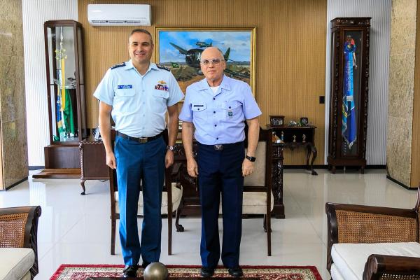 Encontro ocorreu nesta quarta-feira (20), no Comando da Aeronáutica, em Brasília (DF)