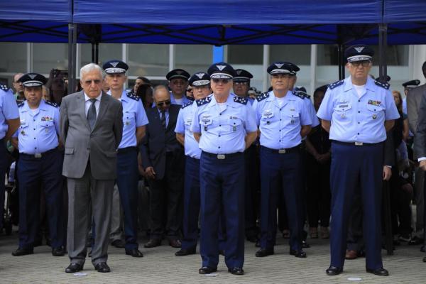 Cerimônia, presidida pelo Comandante da Aeronáutica, foi marcada por homenagens ao efetivo e a ex-Diretores de Saúde