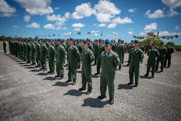 Durante a solenidade foram entregues os Distintivos Operacionais aos 82 formandos das diversas aviações