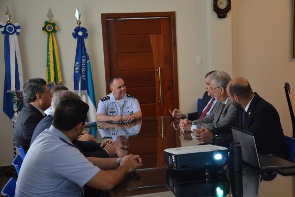 Objetivo foi apoiar projetos de ensino, pesquisa e extensão, e de desenvolvimento organizacional, acadêmico e técnico-científico, de ambas as instituições