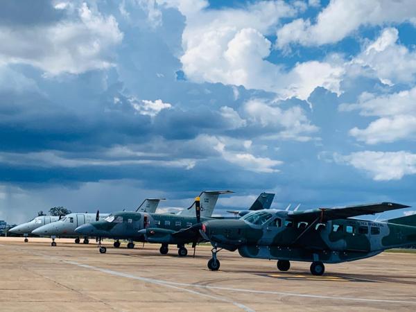 Aeronaves da FAB foram deslocadas com voos saindo de diversas regiões do país