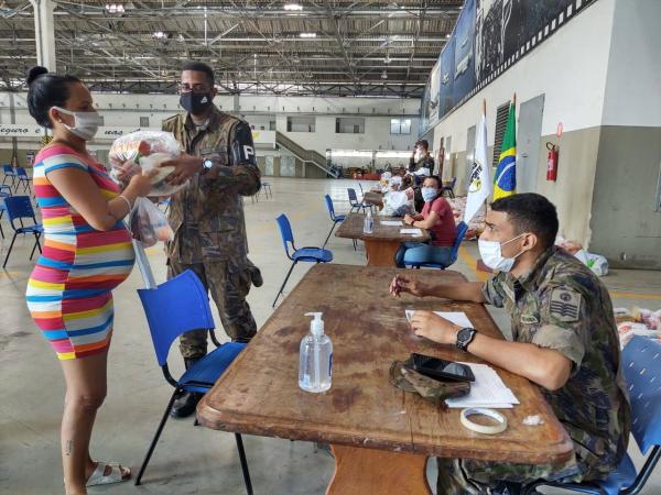 Ação faz parte do Programa Forças no Esporte, que proporciona atendimento a alunos da rede pública de ensino