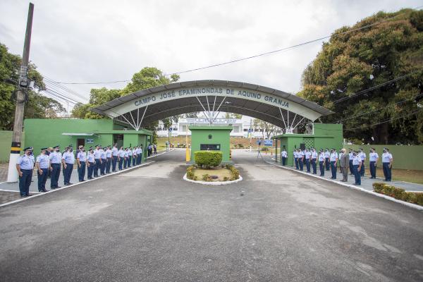 Solenidade militar ocorreu nesta sexta-feira (21), nas instalações da Diretoria de Administração da Aeronáutica (DIRAD), no Rio de Janeiro (RJ), e contou com homenagens a militares que contribuíram com a Intendência da Aeronáutica ao longo dos anos