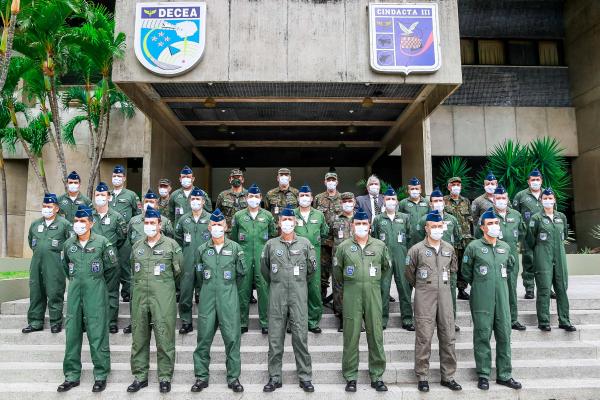 Diretores, Presidentes, Chefes e Comandantes das Organizações Militares subordinadas ao DECEA estiveram no Recife (PE)