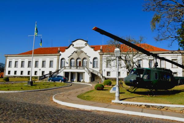 Índice de Desenvolvimento da Educação Básica (IDEB), relativo ao ano de 2019, também a credencia como melhor escola de Minas Gerais entre todas as públicas e particulares