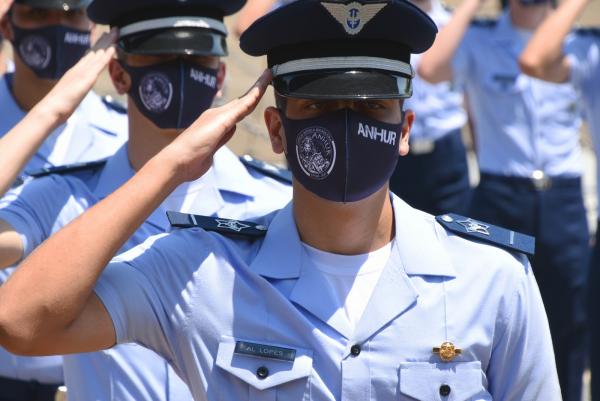 Alunos do Esquadrão Anhur prestaram juramento à Bandeira Nacional e o compromisso ao Código de Honra da Escola Preparatória de Cadetes do Ar