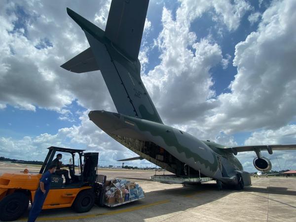 As aeronaves KC-390 Millennium e C-130 Hércules cumprem missões na Operação Amapá, desde sexta (06)