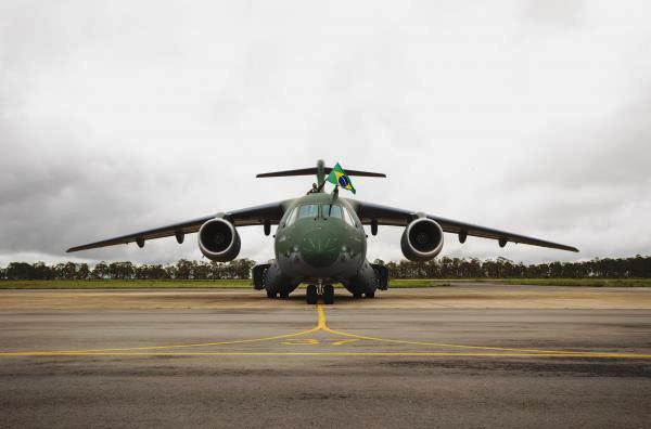 Após treinamento nos EUA, o KC-390 retornou ao Brasil e já avança nas próximas etapas de implantação da aeronave