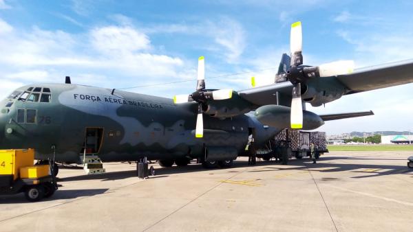 Transporte foi realizado nesta quinta-feira (18) pela aeronave C-130 Hércules