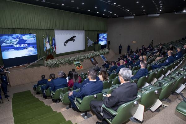 Cerimônia ocorre todos os anos, na Ala 2, em Anápolis (GO) e reúne militares da Aviação de Caça