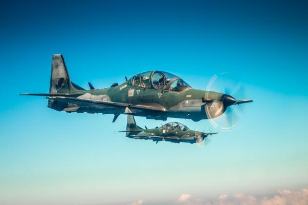 Durante três semanas, os futuros pilotos de caça da Força Aérea Brasileira (FAB) aprenderão as técnicas para emprego da aeronave A-29 Super Tucano contra alvos aéreos