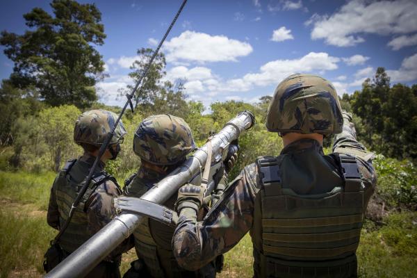 Em cenário de guerra simulada, a Operação Escudo ocorreu a partir da Base Aérea de Santa Maria (BASM), e contou com a participação de cerca de 400 militares das Forças Armadas