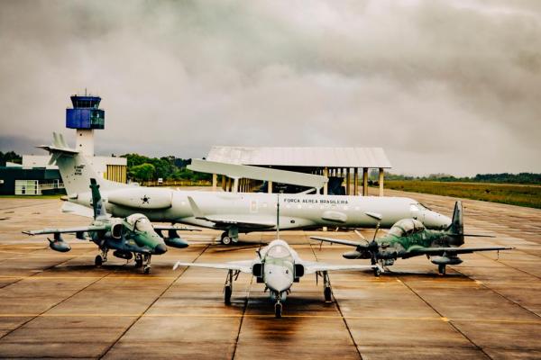 Sediado em Santa Maria, no Rio Grande do Sul, o adestramento atingiu vários recordes e foi considerado o maior treinamento operacional do ano realizado pela Força Aérea Brasileira 