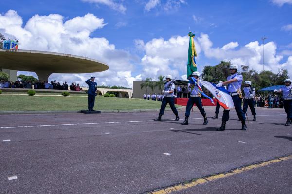 Os Coronéis Aviadores Pestana e Cursino passaram os cargos ao Coronel Aviador Leite