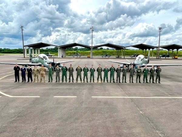 Os americanos puderam compartilhar sua experiência em combate, adquiridas durante as surtidas no Afeganistão. Em contrapartida, puderam aprender técnicas de sobrevivência e vida na selva