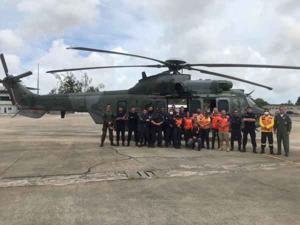 A atuação da aeronave H-36 Caracal e do Esquadrão Falcão em missões de ajuda humanitária e de calamidade pública contribuiu para o adestramento de pessoal civil