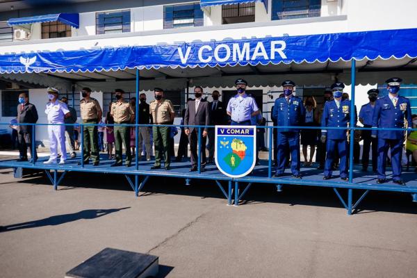 Na cerimônia, o Brigadeiro do Ar Mauro Bellintani passou o Comando da Organização Militar ao Brigadeiro do Ar Marcelo Fornasiari Rivero