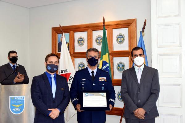 Comenda reconhece serviços e méritos excepcionais prestados ao Município de Barbacena Comenda reconhece serviços e méritos excepcionais prestados ao Município de Barbacena