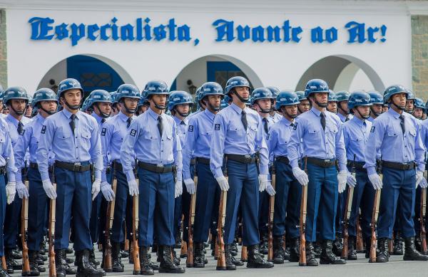 O dia 25 de março é dedicado aos Especialistas de Aeronáutica