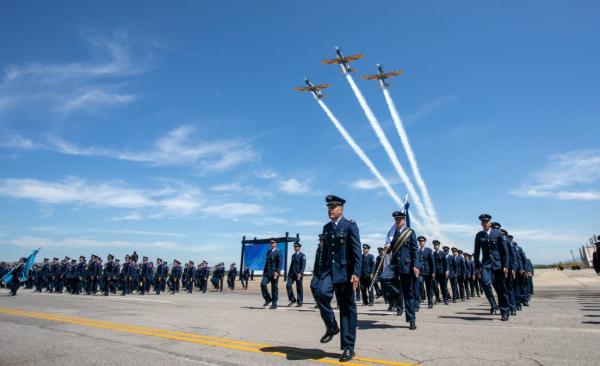 Evento realizado na Base Aérea do Galeão, no Rio de Janeiro, marcou a imposição de medalhas e a incorporação das duas primeiras aeronaves KC-390 Millennium ao Esquadrão Gordo