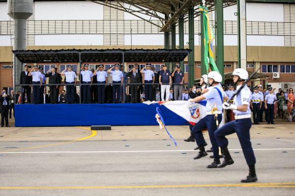 A cerimônia foi marcada por homenagens a Ex-Comandantes e a 92 militares da Base Aérea de Anápolis, que foram agraciados com a Medalha Militar de 30, 20 e dez anos de bons serviços prestados