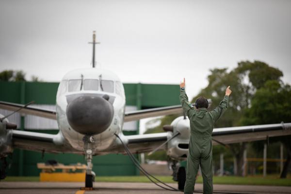 O treinamento durou 16 dias e envolveu militares e aeronaves da Força Aérea Brasileira (FAB) que cumprem as Ações de Reconhecimento Aeroespacial, Controle Aéreo Avançado, Interferência Eletrônica e Ataque