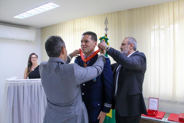 Major-Brigadeiro David foi condecorado por reconhecimento aos relevantes serviços junto à Justiça Militar