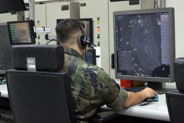 As operações no aeroporto ganham em termos de segurança com aproximações estabilizadas verticalmente