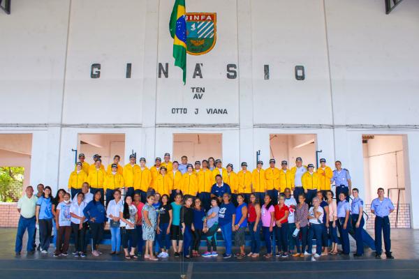 Ao todo, 26 alunos beneficiados iniciaram as atividades na BAFZ, onde serão realizadas práticas esportivas, educacionais, apoio alimentar e momentos cívicos