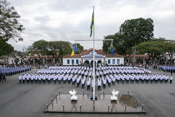A Cerimônia de conclusão do Curso de Formação de Sargentos e do Estágio de Adaptação à Graduação de Sargento aconteceu nessa segunda (20/06), em Guaratinguetá (SP)