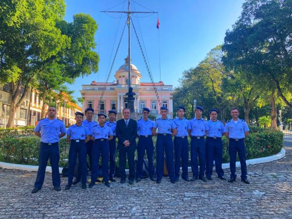 Ao todo, 15 alunos do Colégio foram premiados pelos seus desempenhos na 16ª Olimpíada Brasileira de Matemática das Escolas Públicas